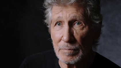 ROGER WATERS Announces 'The Dark Side Of The Moon Redux', Shares His Reinterpretation Of 'Money'